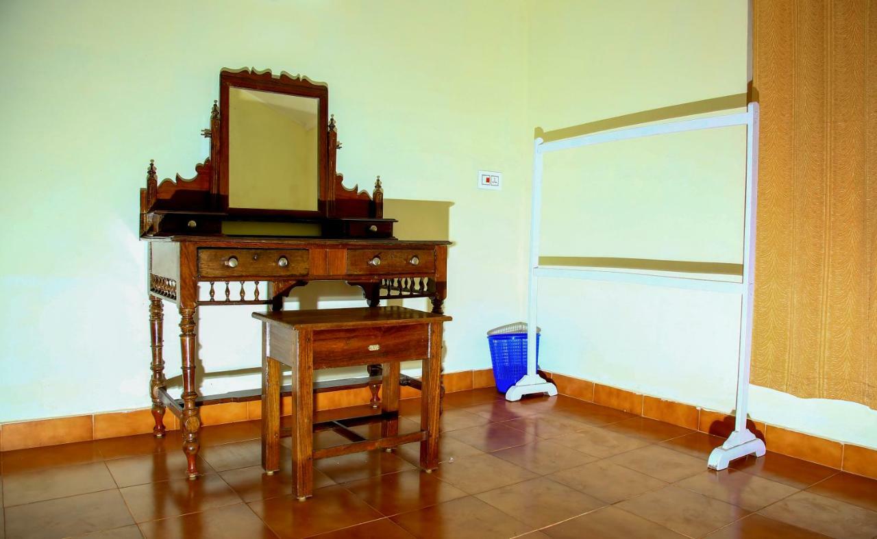 Tea Tours Ripon Heritage Bungalow Meppadi Экстерьер фото